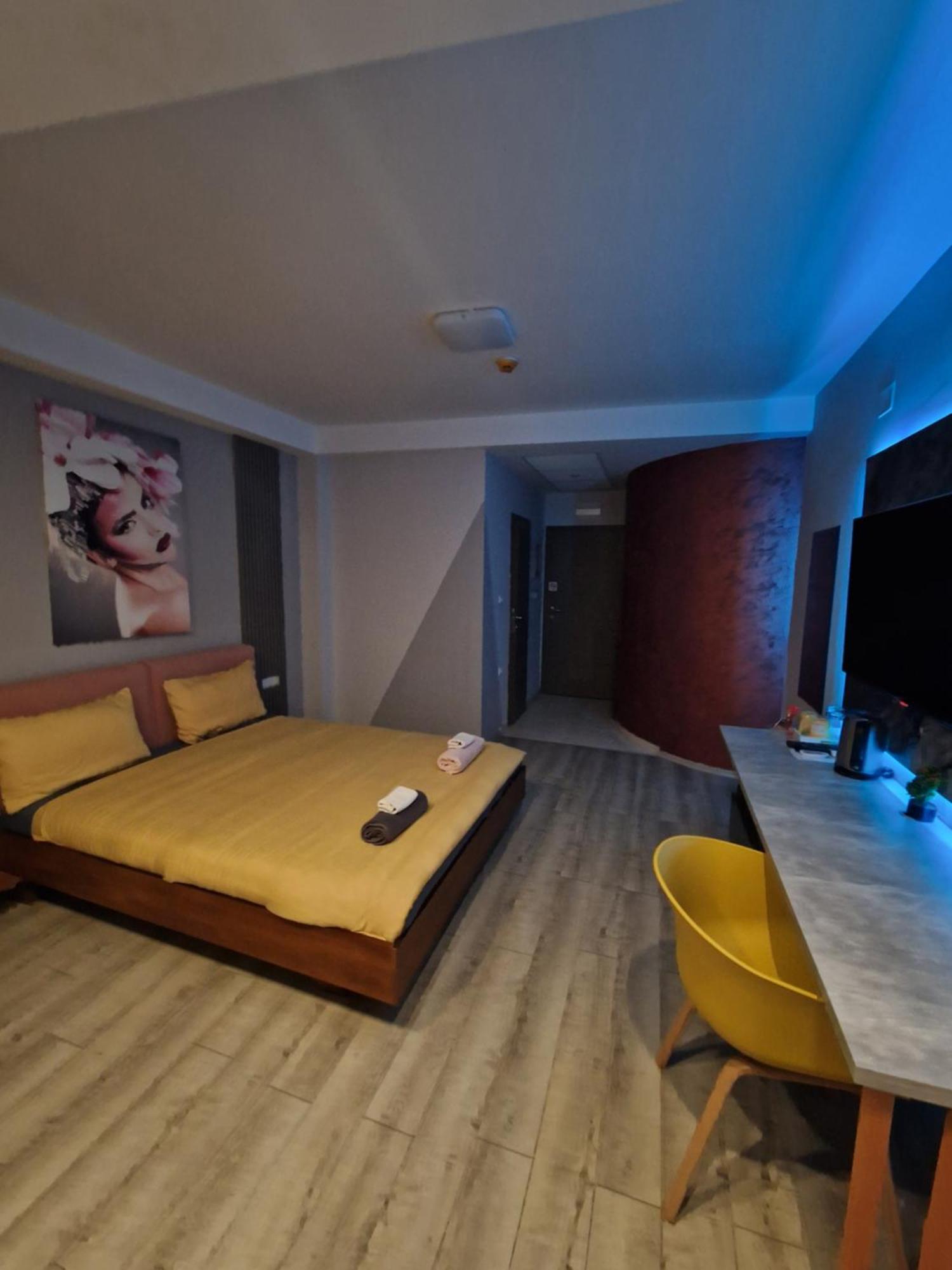 Vanilla Boutique Apartments Скопие Екстериор снимка