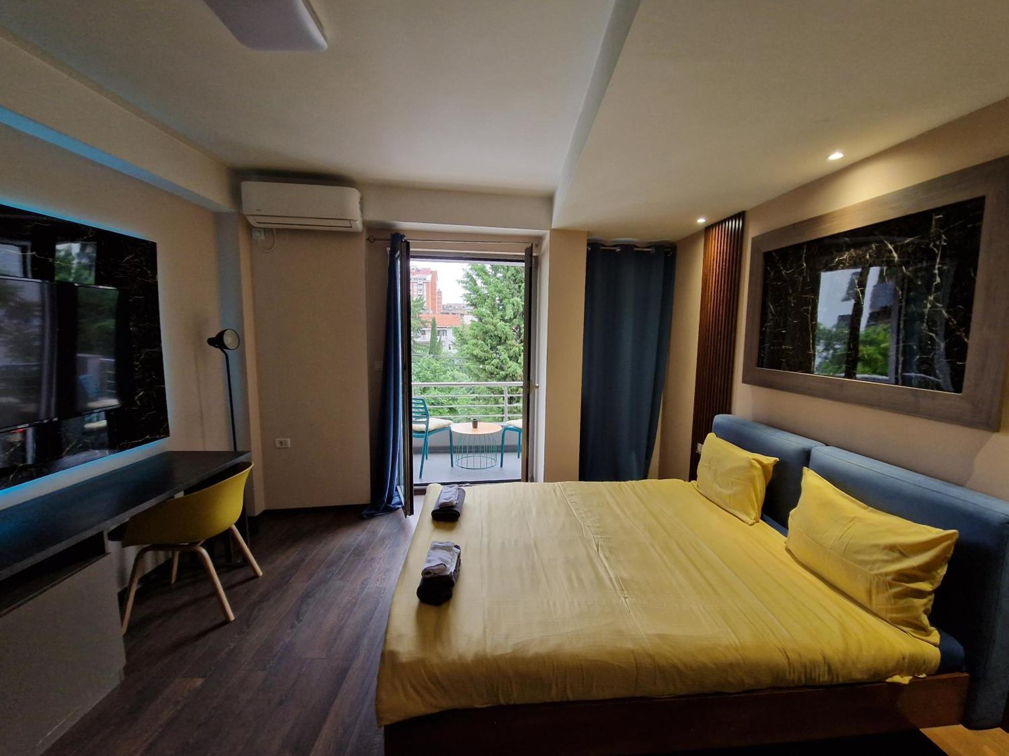 Vanilla Boutique Apartments Скопие Екстериор снимка