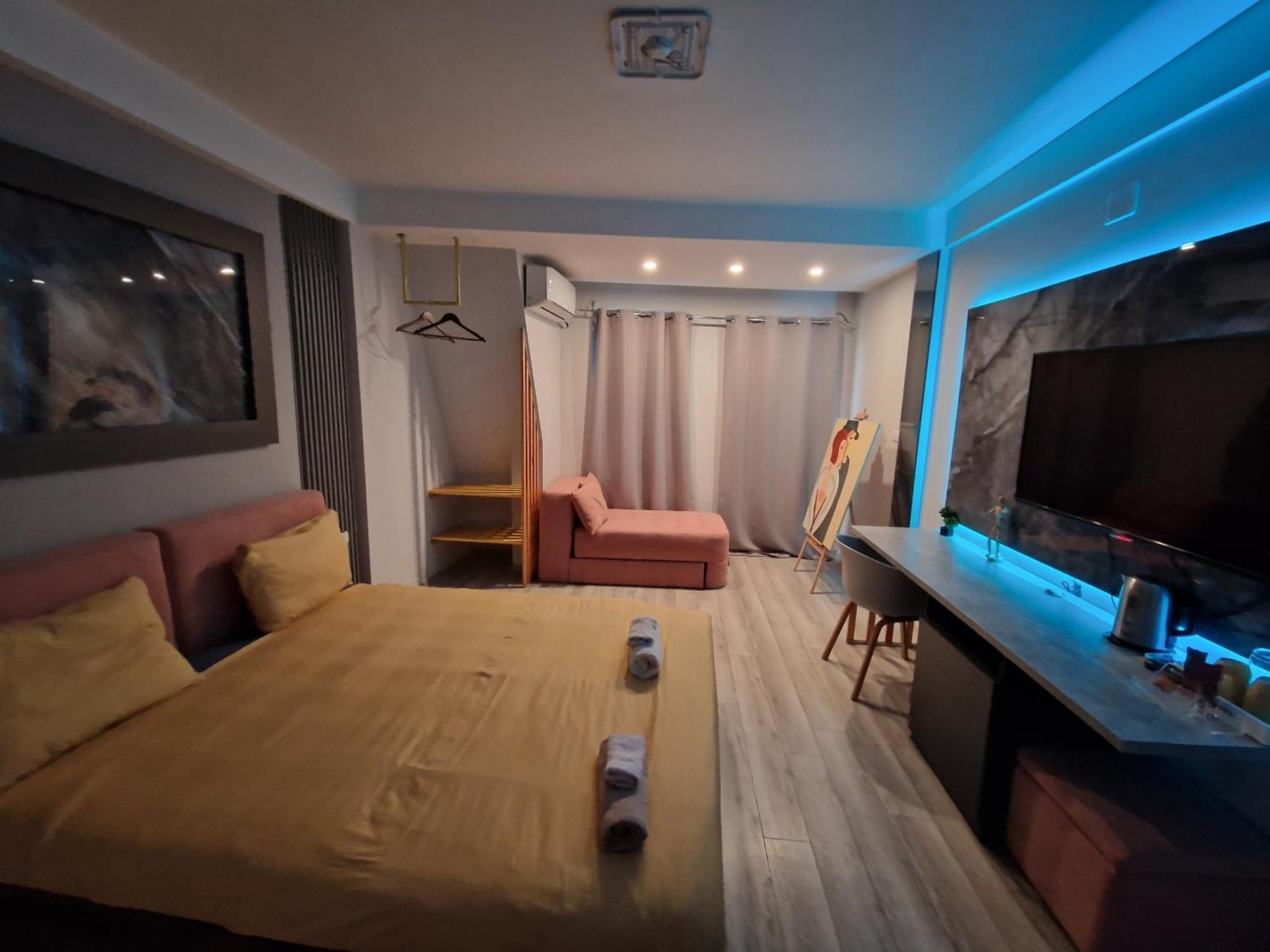 Vanilla Boutique Apartments Скопие Екстериор снимка