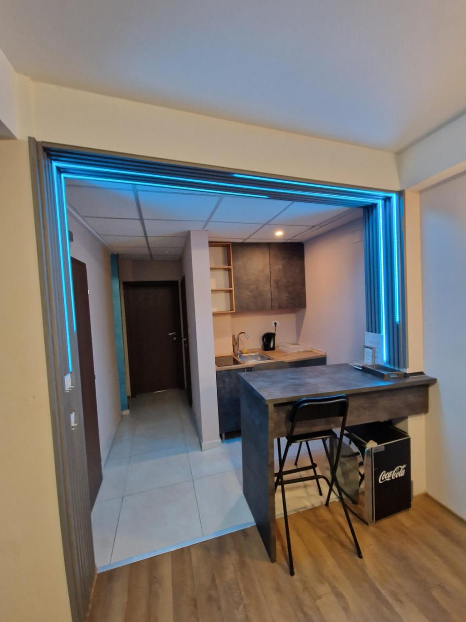 Vanilla Boutique Apartments Скопие Екстериор снимка
