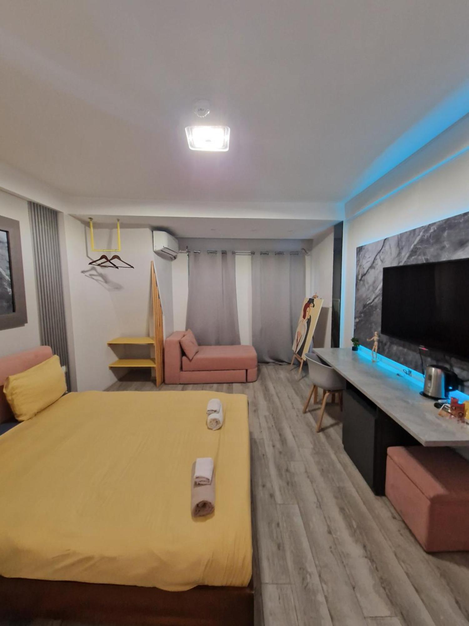 Vanilla Boutique Apartments Скопие Екстериор снимка