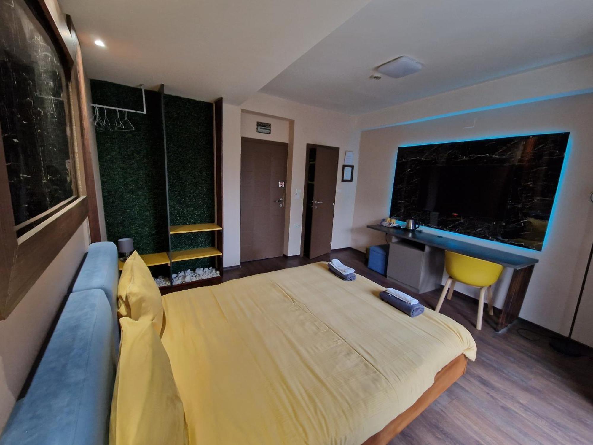 Vanilla Boutique Apartments Скопие Екстериор снимка