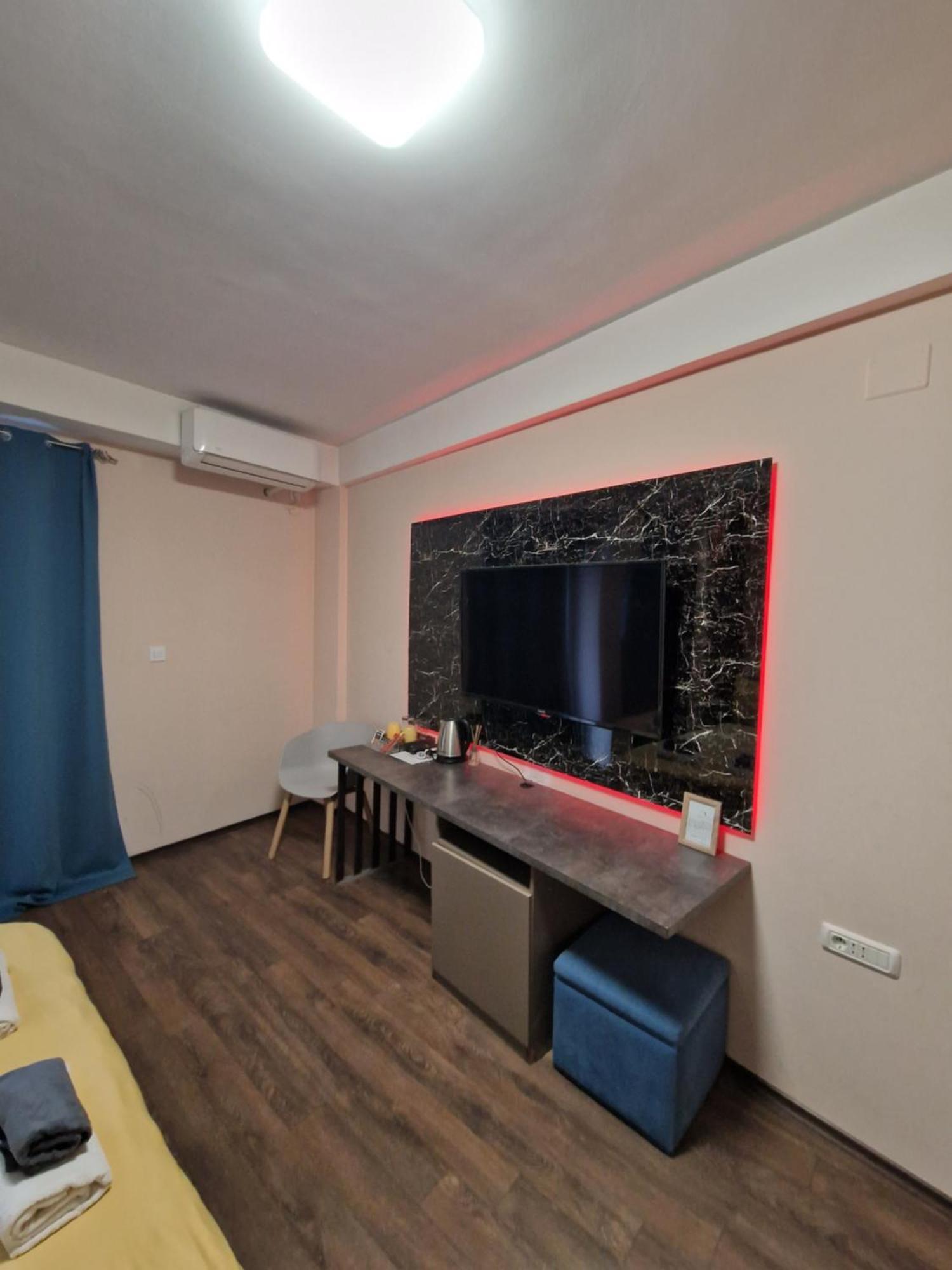 Vanilla Boutique Apartments Скопие Екстериор снимка