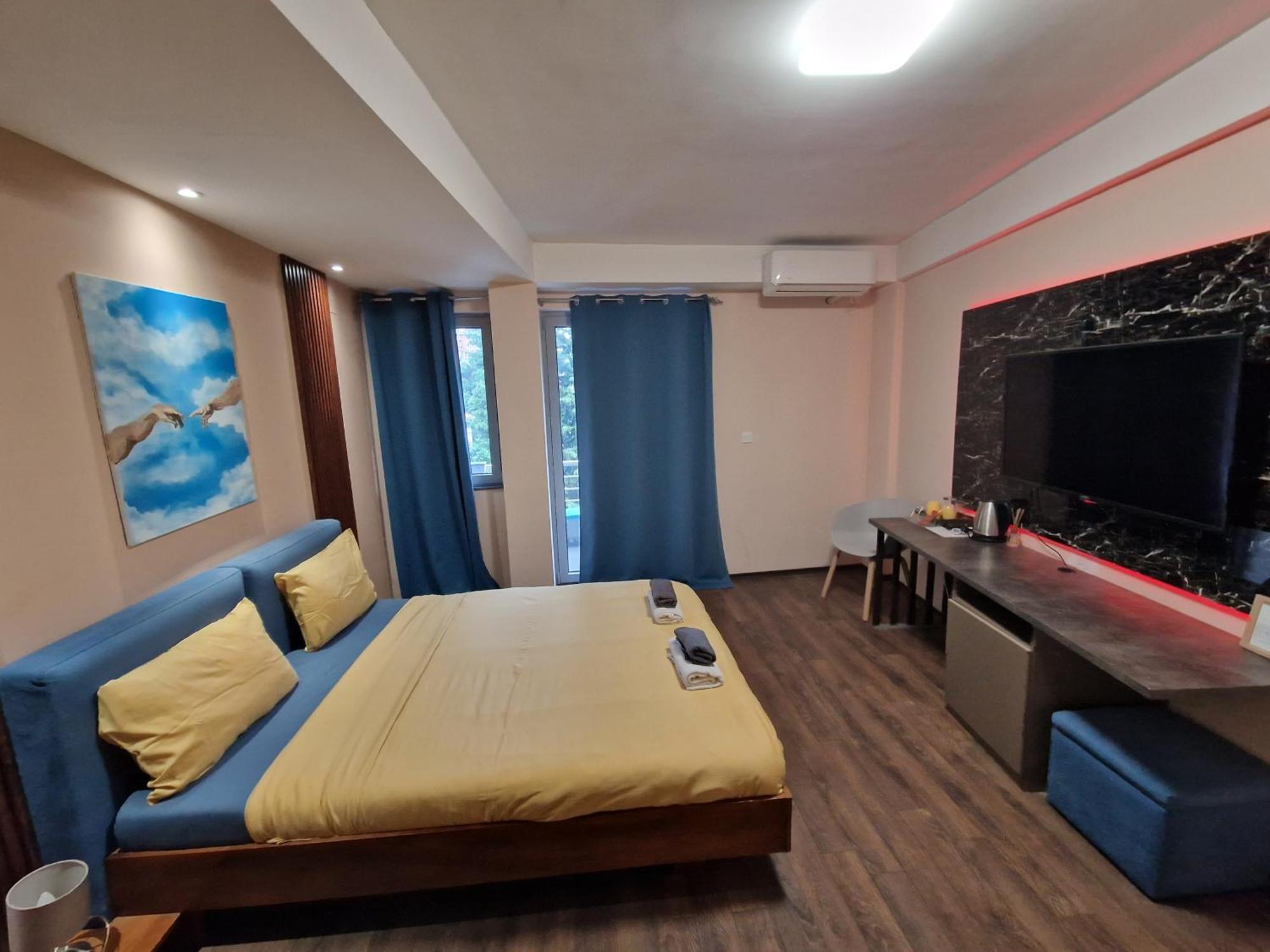 Vanilla Boutique Apartments Скопие Екстериор снимка